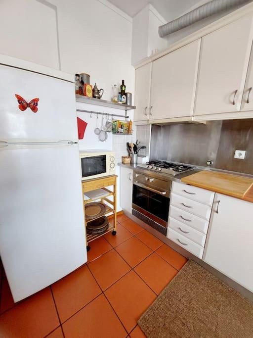 Charming Avenue Apartment Faro Luaran gambar